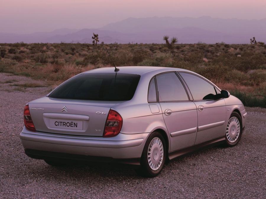  Citroen C5 V6 2001 года  (фото 6 из 15)